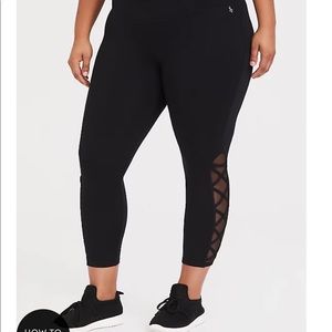 TORRID lattice active leggings